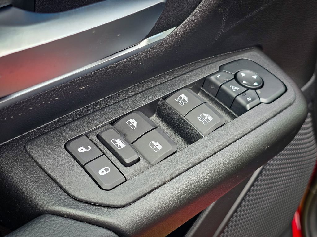 New 2026 RAM 1500 4x4 Crew Cab image 12