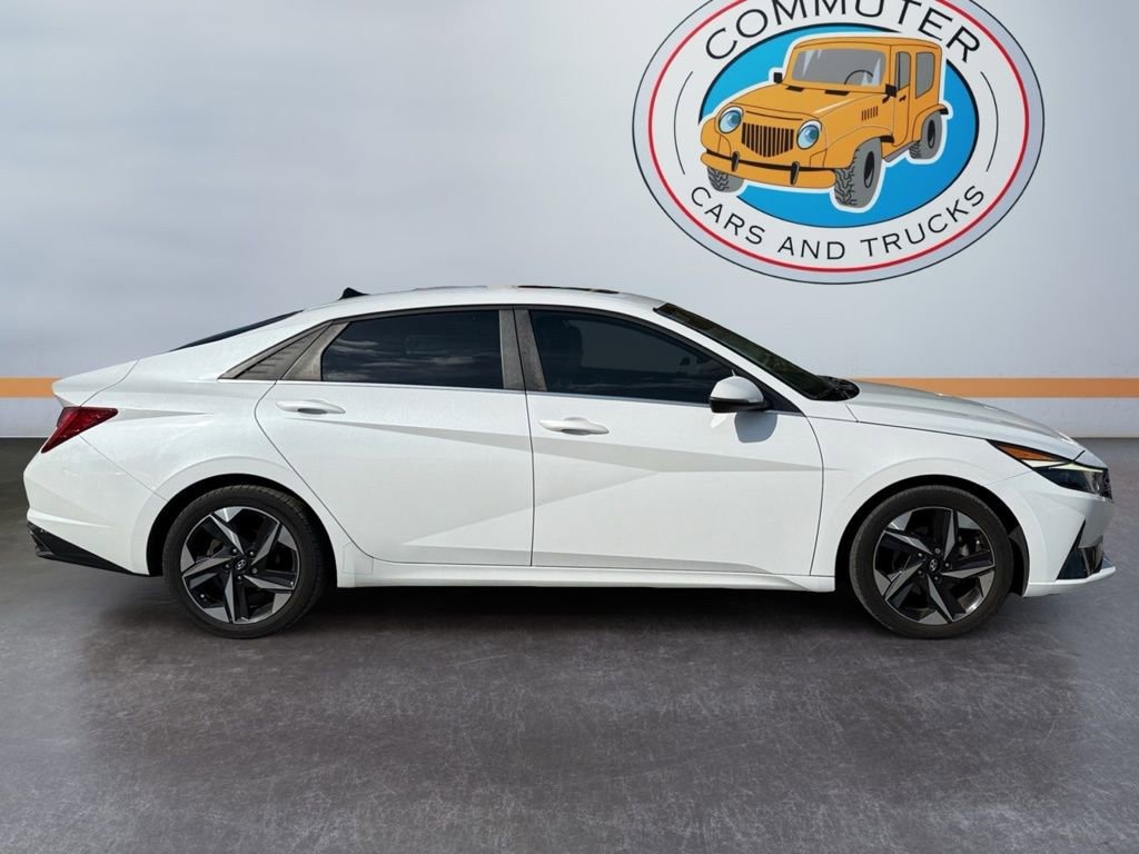 Used 2021 Hyundai Elantra Limited w/ Cargo Package image 7