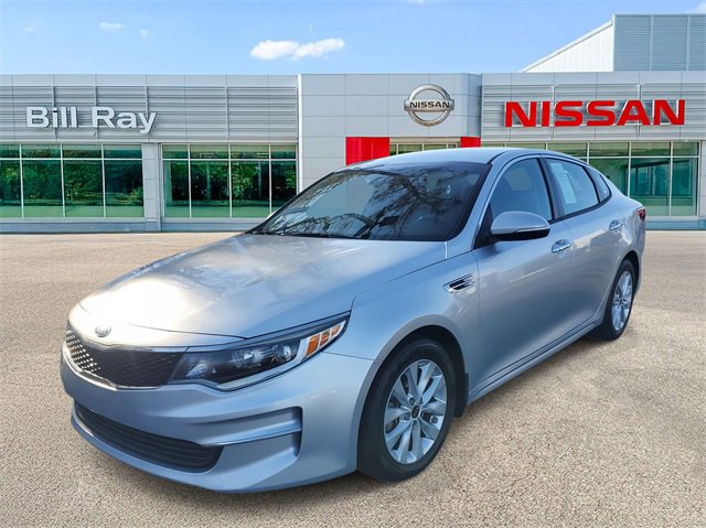 Used 2018 Kia Optima LX w/ 17" Alloy Wheels Package image 2