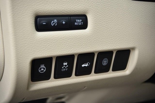 Certified 2024 Nissan Murano Platinum w/ Cargo Package image 13