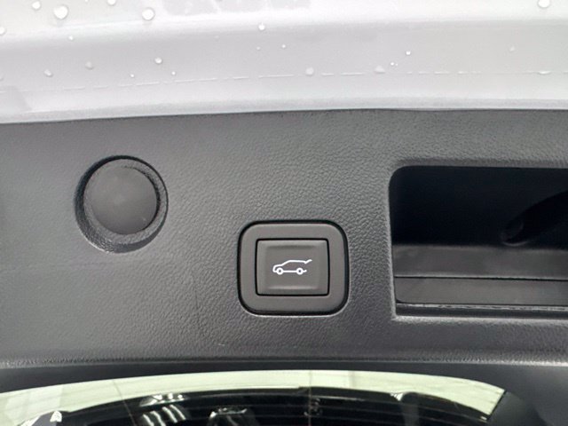 New 2027 Chevrolet Equinox RS w/ Safety and Technology Package FWD image 30