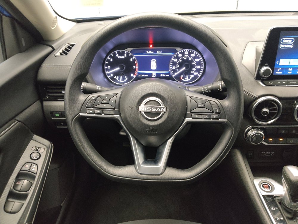 Used 2025 Nissan Sentra SV FWD image 22