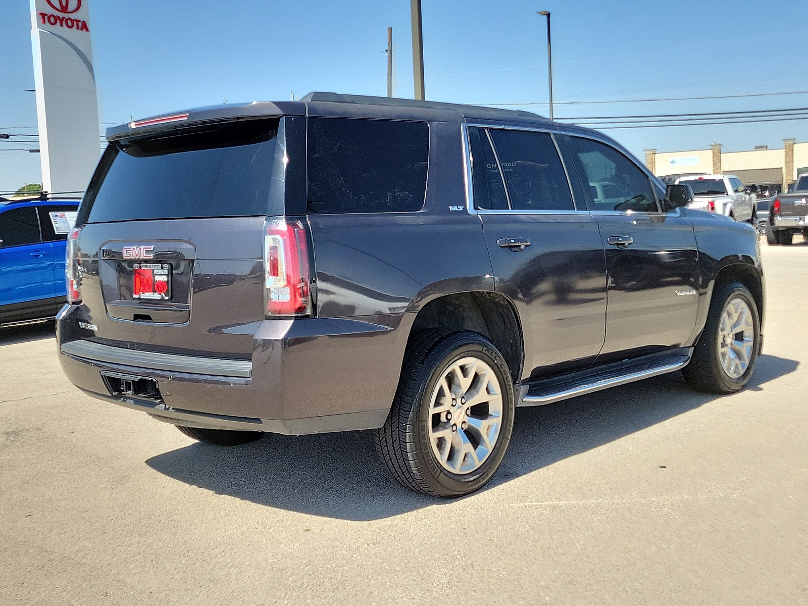 Used 2016 GMC Yukon SLT w/ Open Road Package RWD image 4