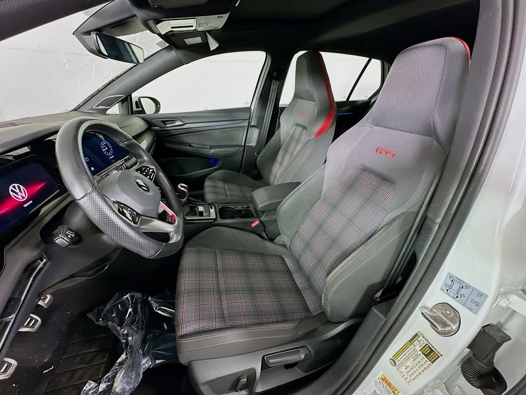 Used 2023 Volkswagen GTI SE image 29