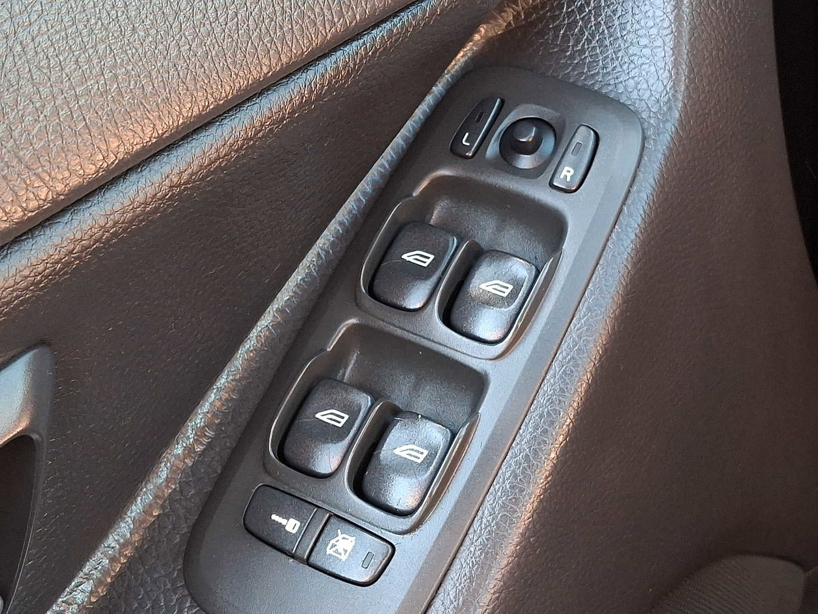 Used 2013 Volvo XC90 3.2 AWD/4WD image 23