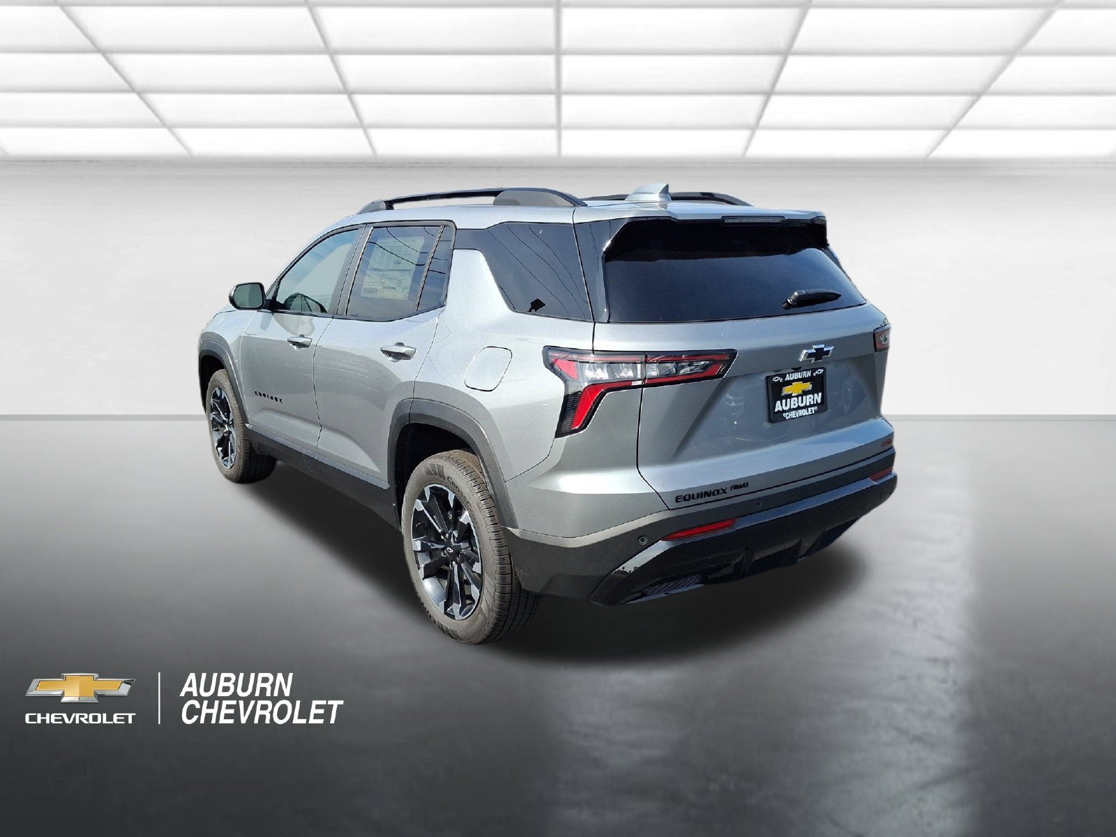 New 2027 Chevrolet Equinox RS w/ LPO, Floor Liner Package AWD/4WD image 5