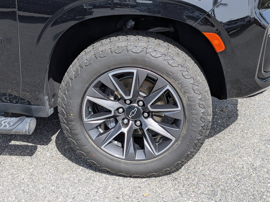Certified 2023 Chevrolet Tahoe Z71 w/ Luxury Package AWD/4WD image 10
