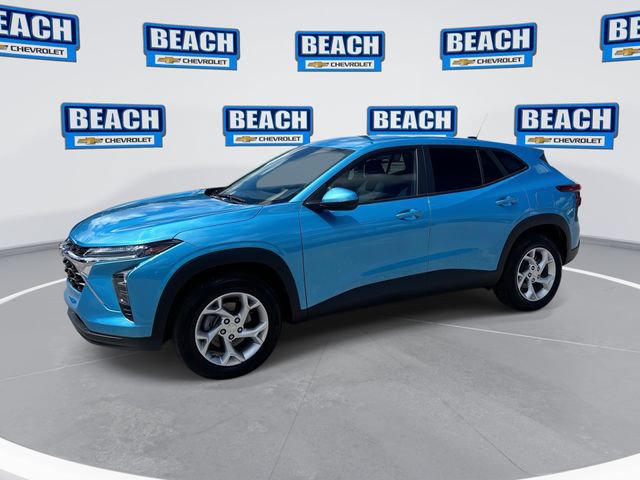 Used 2026 Chevrolet Trax LS w/ LS Convenience Package FWD image 1