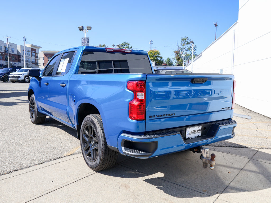 Used 2023 Chevrolet Silverado 1500 Custom w/ Rally Edition RWD image 3
