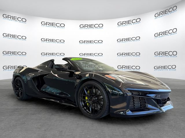 Used 2023 Chevrolet Corvette Z06 w/ Stealth Interior Trim Package RWD video 1