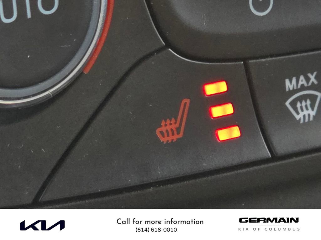 Used 2017 Ford Escape Titanium image 33