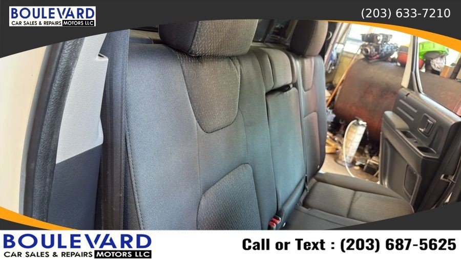 Used 2014 Honda Ridgeline Sport image 33