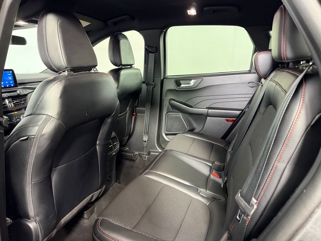 Used 2025 Ford Escape ST-Line AWD/4WD image 23