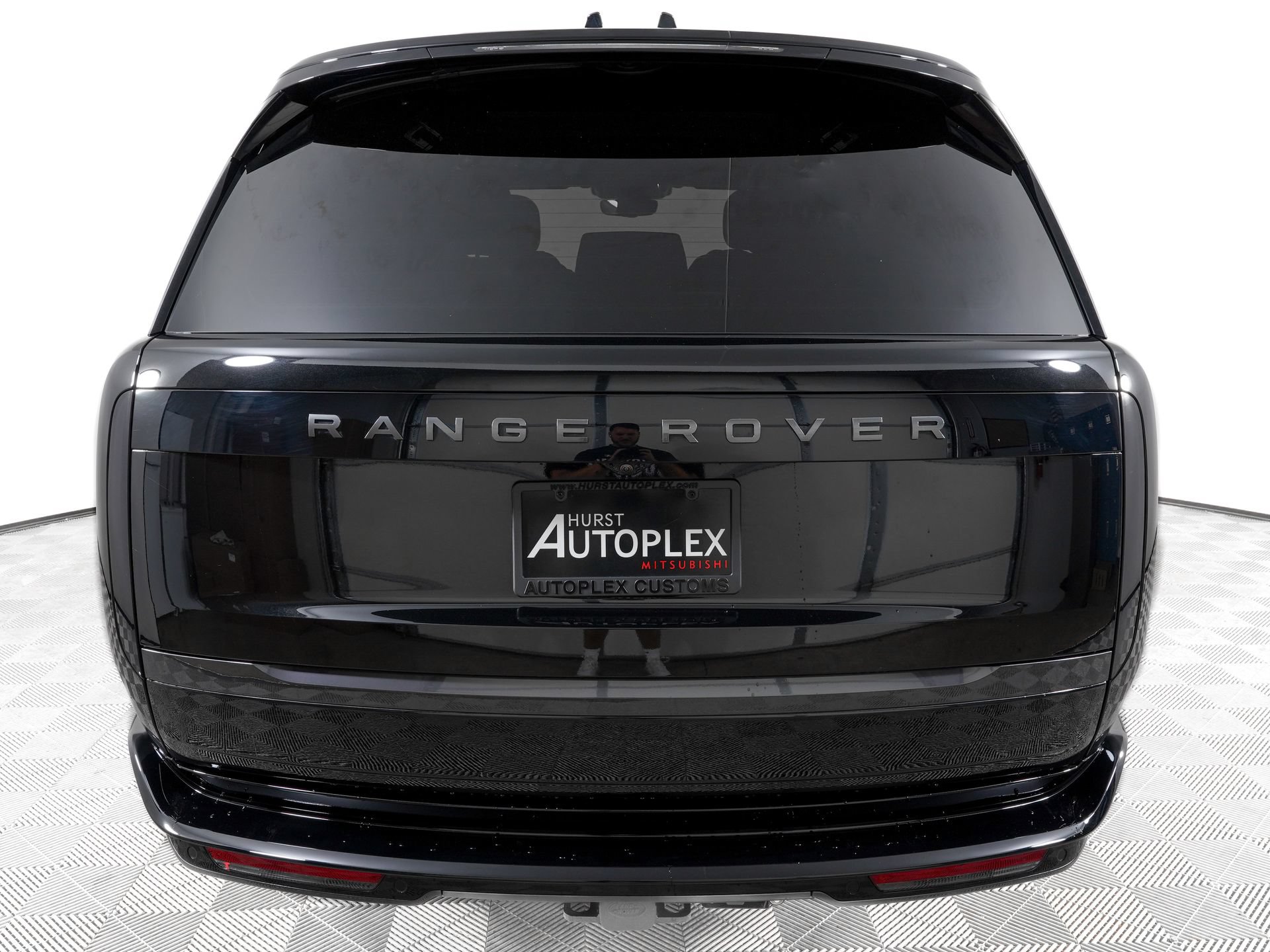 Used 2025 Land Rover Range Rover SE AWD/4WD image 6