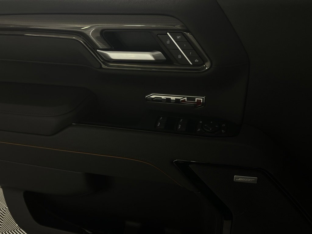 Used 2025 GMC Sierra 1500 AT4 image 28