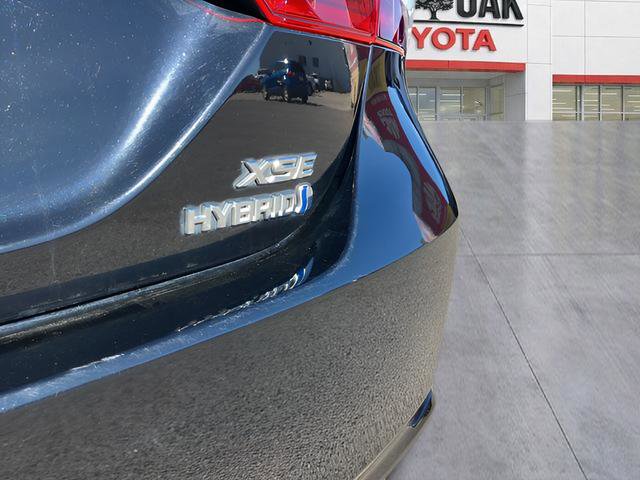 Used 2021 Toyota Camry XSE w/ Cold Weather Package image 16