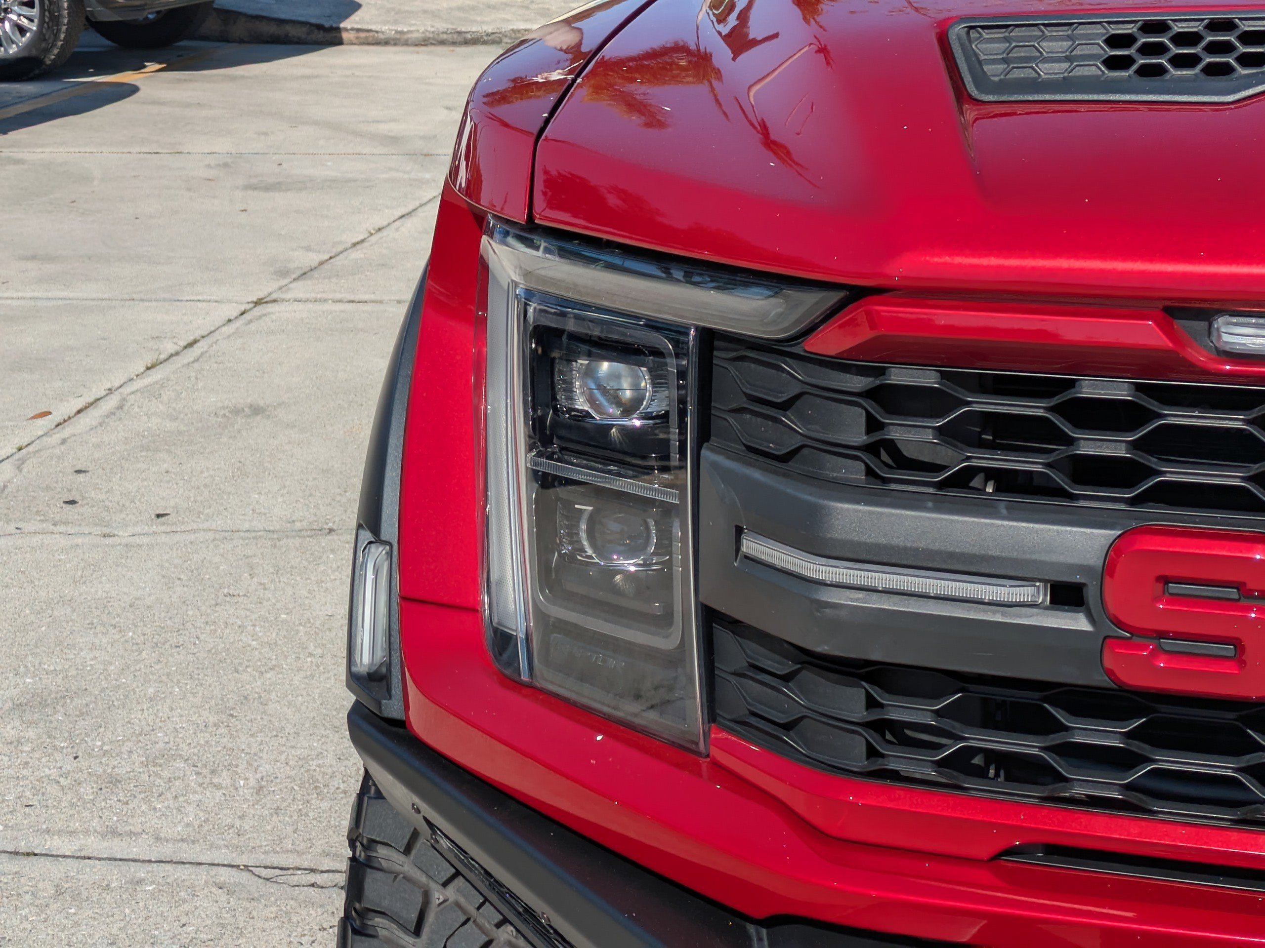 Used 2021 Ford F150 Raptor w/ Equipment Group 801A High AWD/4WD image 9