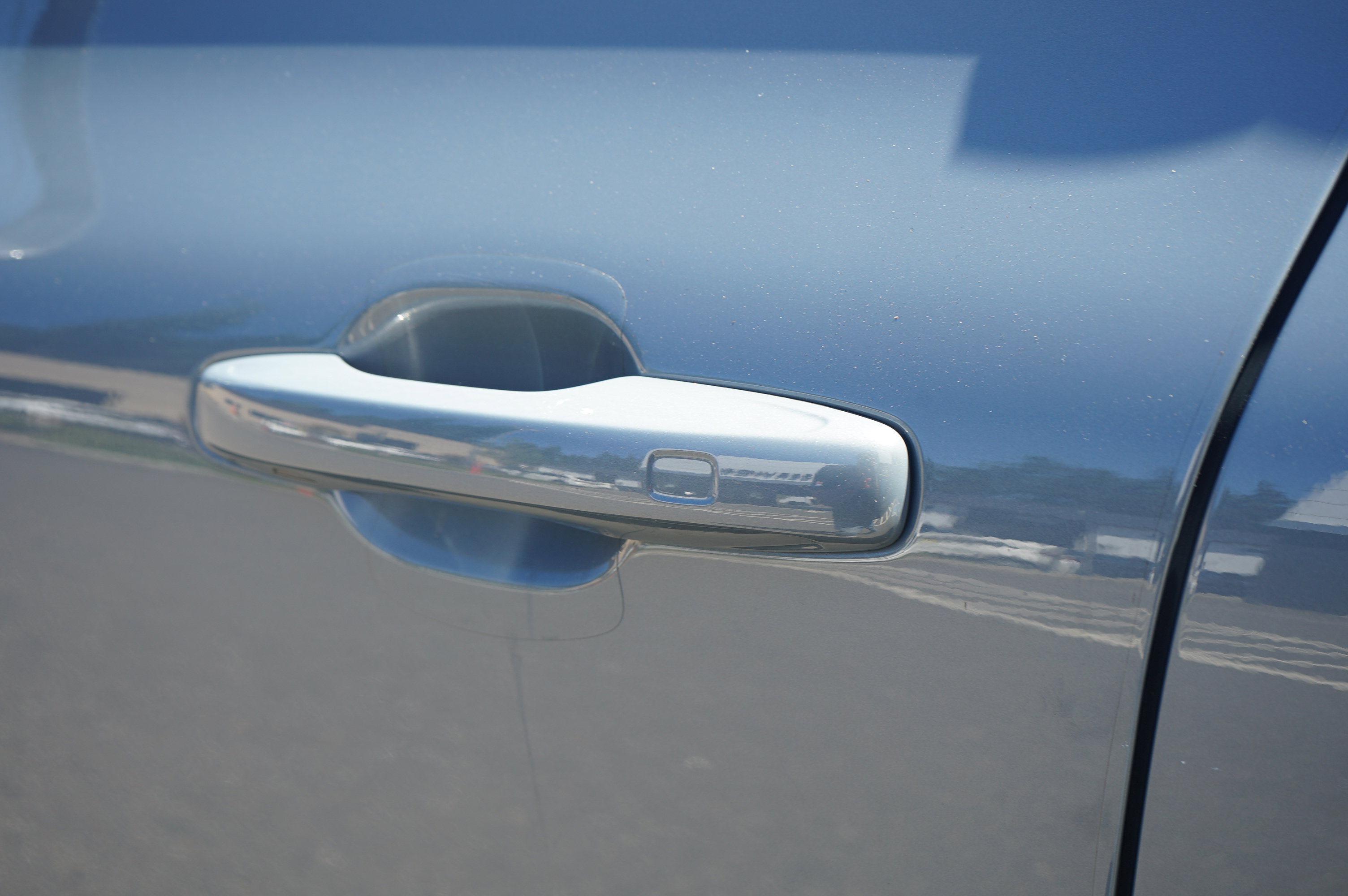 Used 2022 Volvo XC60 B5 Momentum image 13