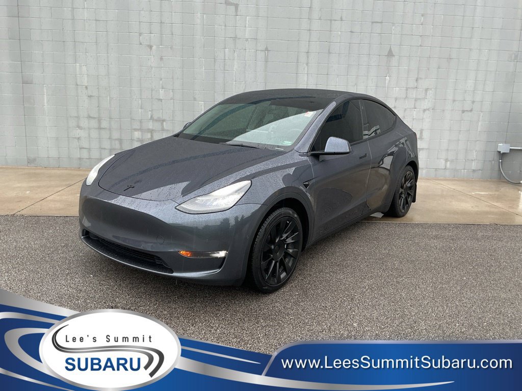 Used 2021 Tesla Model Y Long Range AWD/4WD image 1