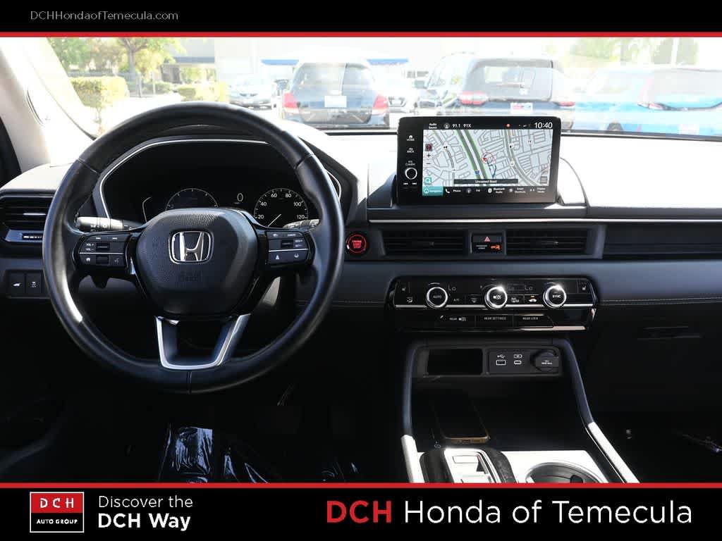 Certified 2024 Honda Pilot Touring image 8