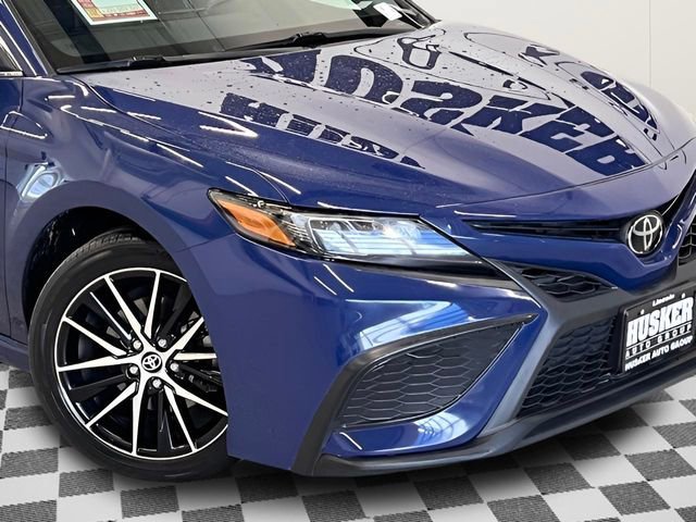 Used 2024 Toyota Camry SE image 29