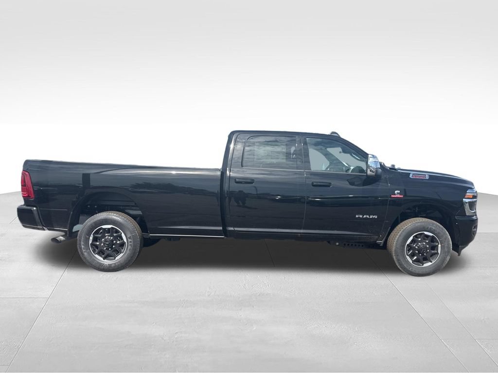 New 2026 RAM 2500 Laramie AWD/4WD image 2