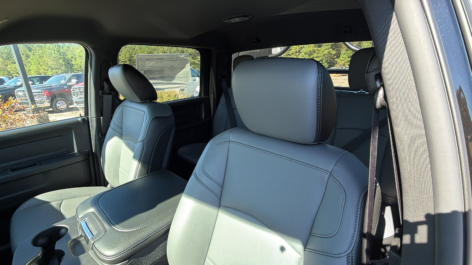 New 2026 RAM 4500 Tradesman w/ Chrome Appearance Group AWD/4WD image 18