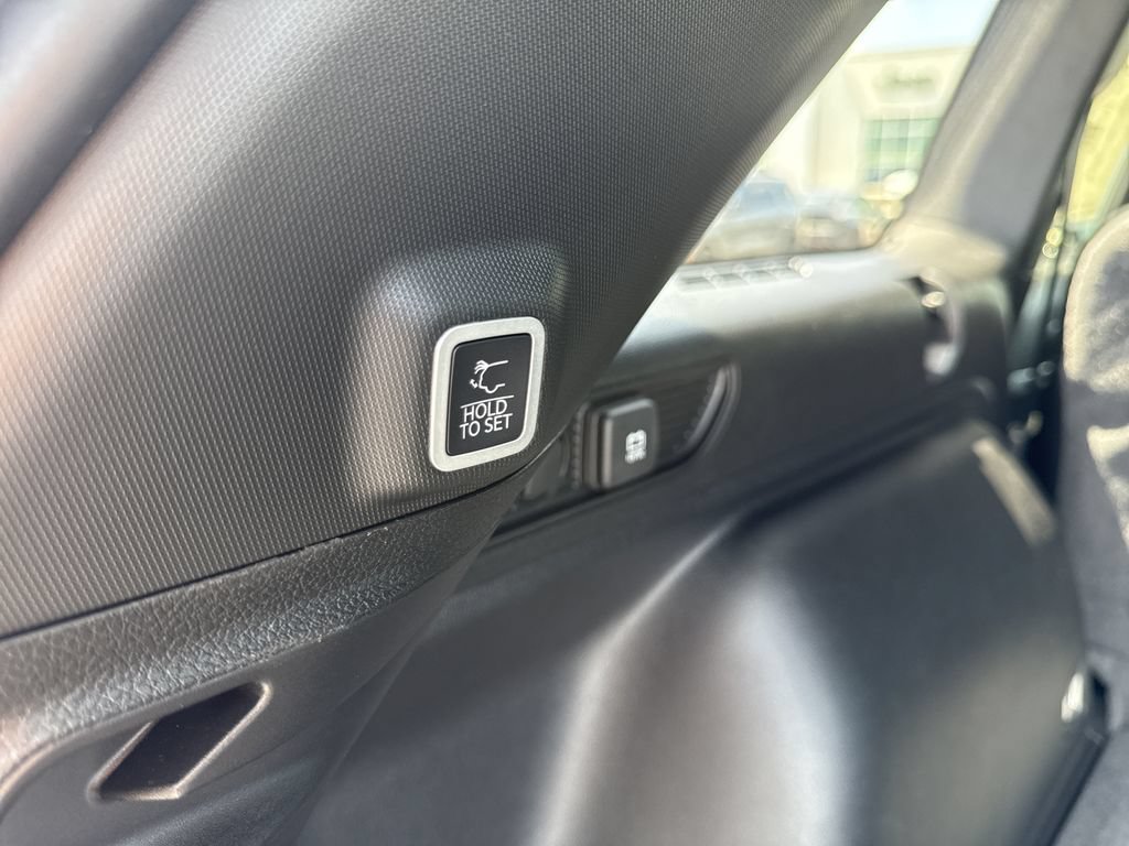 New 2026 Jeep Grand Cherokee Altitude RWD image 23