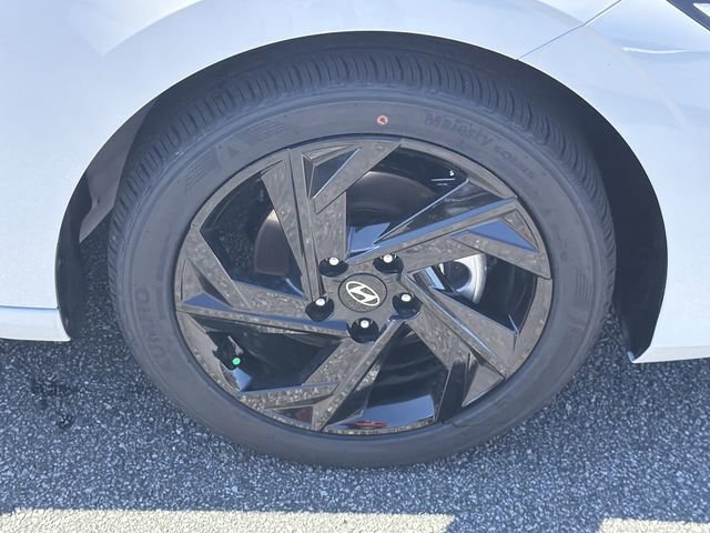 New 2026 Hyundai Elantra Sport image 12