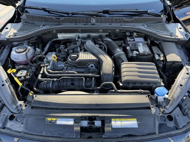 Used 2025 Volkswagen Jetta SE image 26