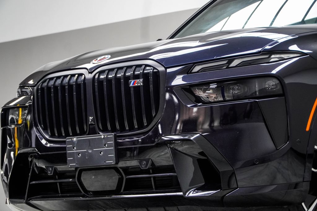 Used 2023 BMW X7 M60i w/ Executive Package AWD/4WD image 2