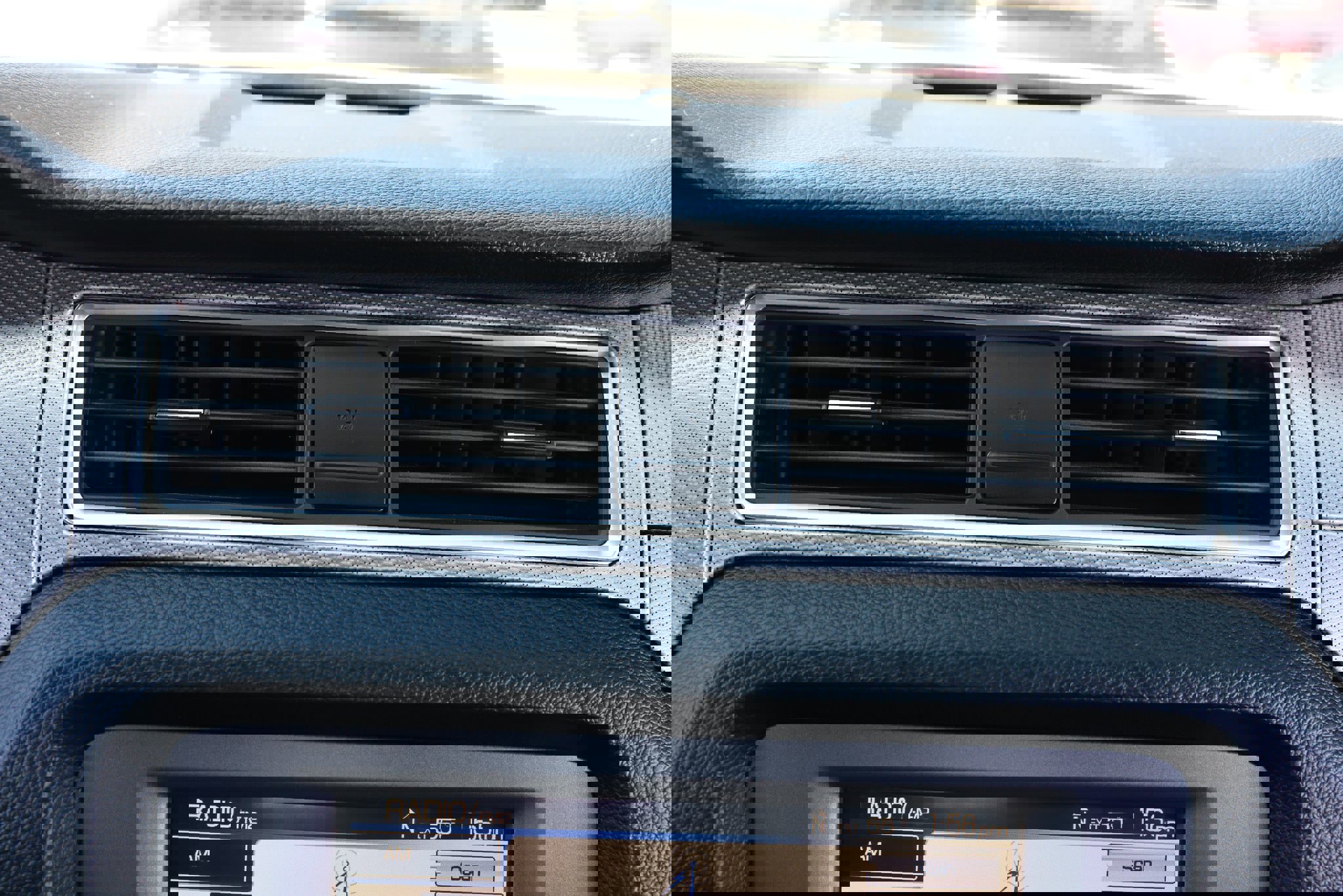 Used 2014 Ford Mustang Shelby GT500 w/ Equipment Group 821A image 40