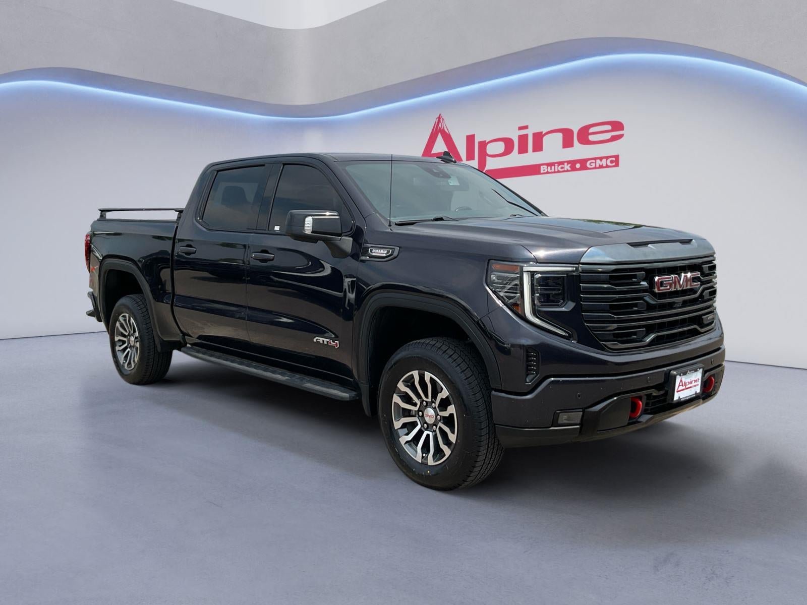 Used 2023 GMC Sierra 1500 AT4 w/ AT4 Premium Package AWD/4WD image 7