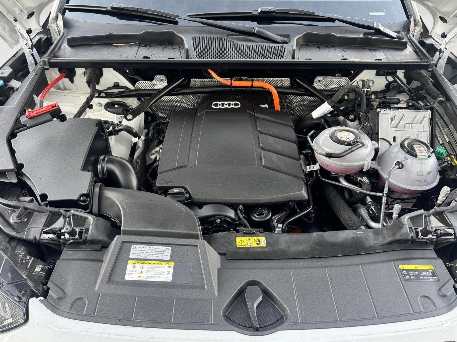 Used 2024 Audi Q5 e Prestige w/ Prestige Package image 25