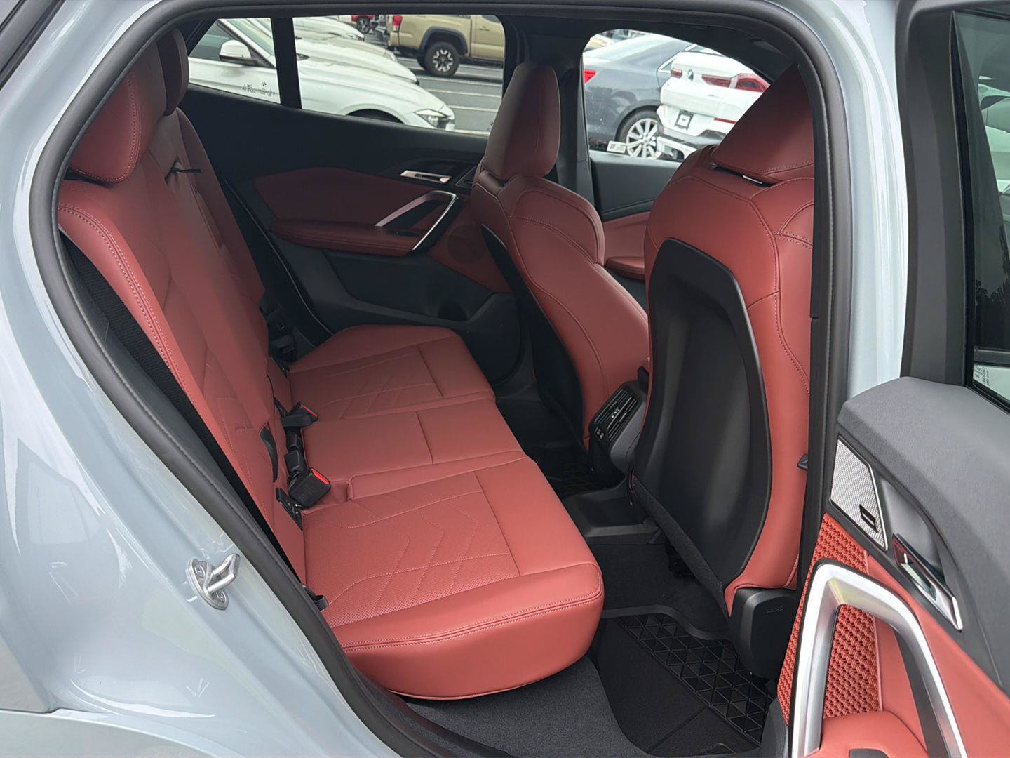 New 2026 BMW X2 xDrive28i w/ Technology Package AWD/4WD image 12