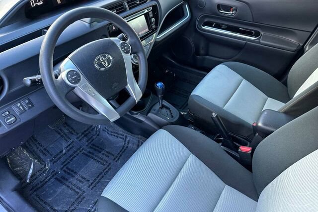 Used 2017 Toyota Prius C Two image 10