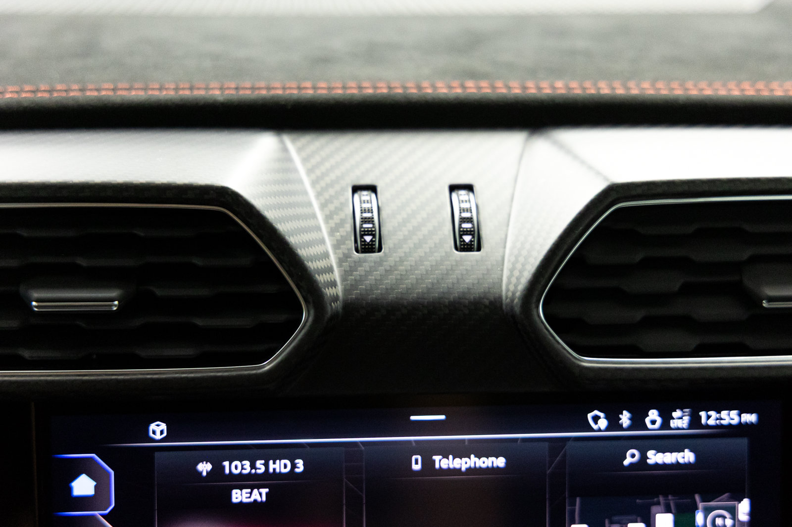 Used 2024 Lamborghini Urus Performante AWD/4WD image 52