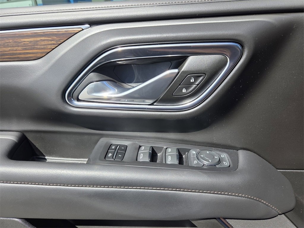 Used 2024 Chevrolet Tahoe High Country image 24