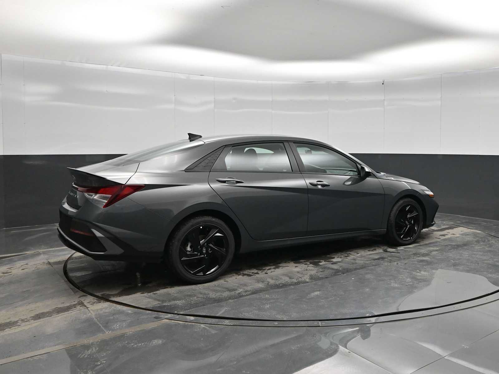 New 2026 Hyundai Elantra SEL Sport FWD image 8