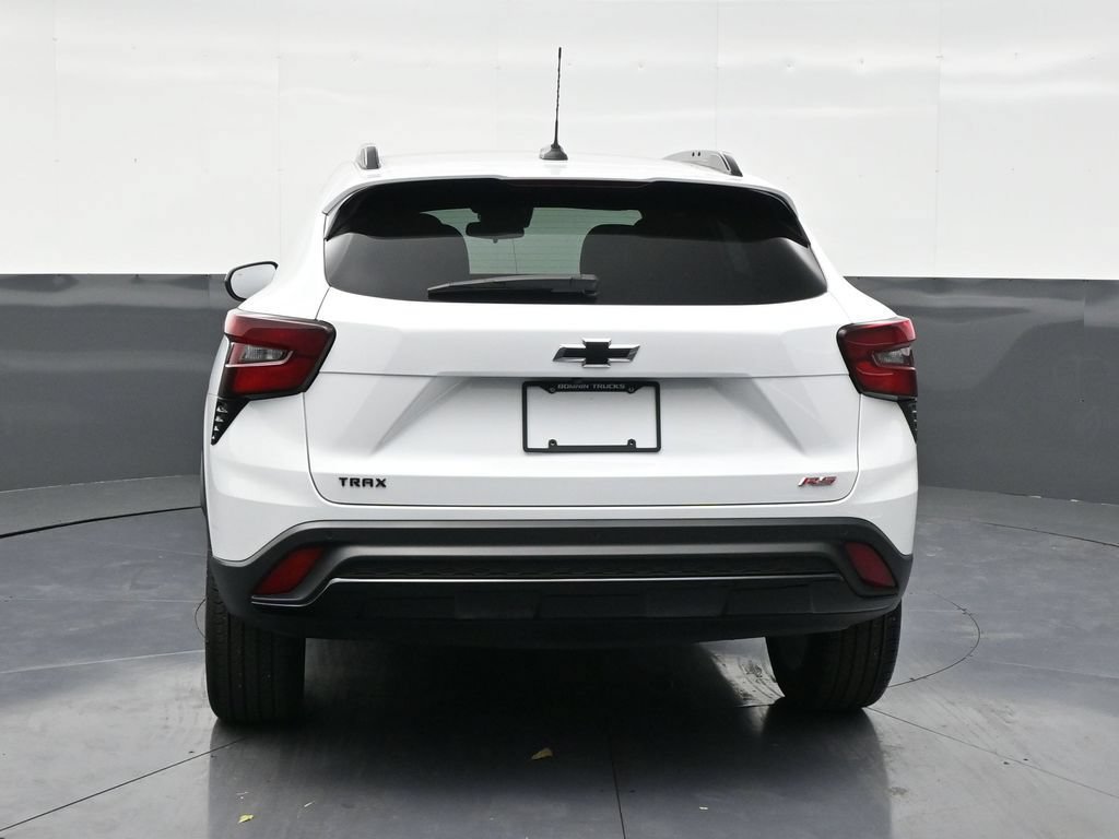 Used 2025 Chevrolet Trax ACTIV w/ Driver Confidence Package FWD image 4