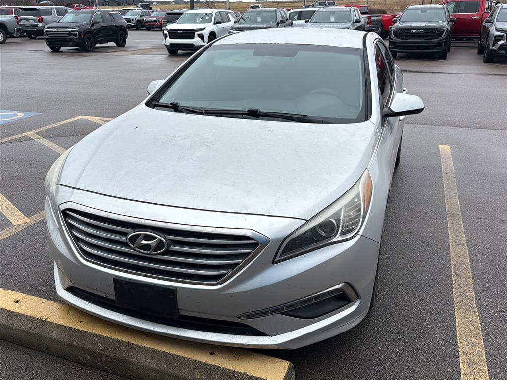 Used 2015 Hyundai Sonata SE w/ Option Group 09 image 5