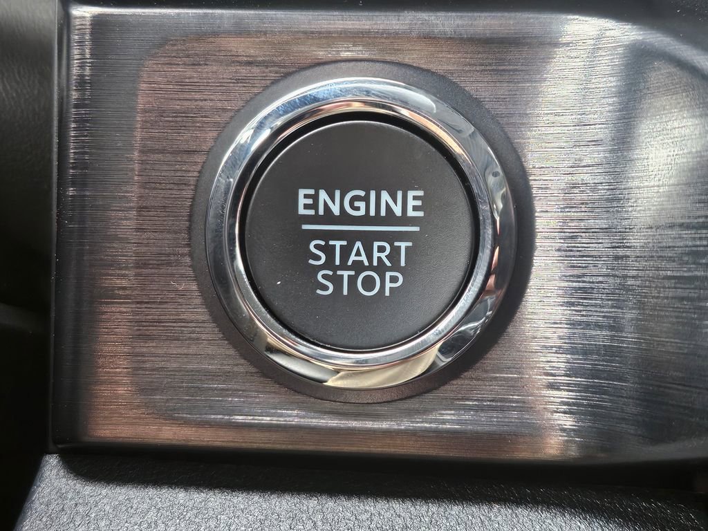 New 2026 Ford F250 Lariat w/ Black Appearance Package image 12