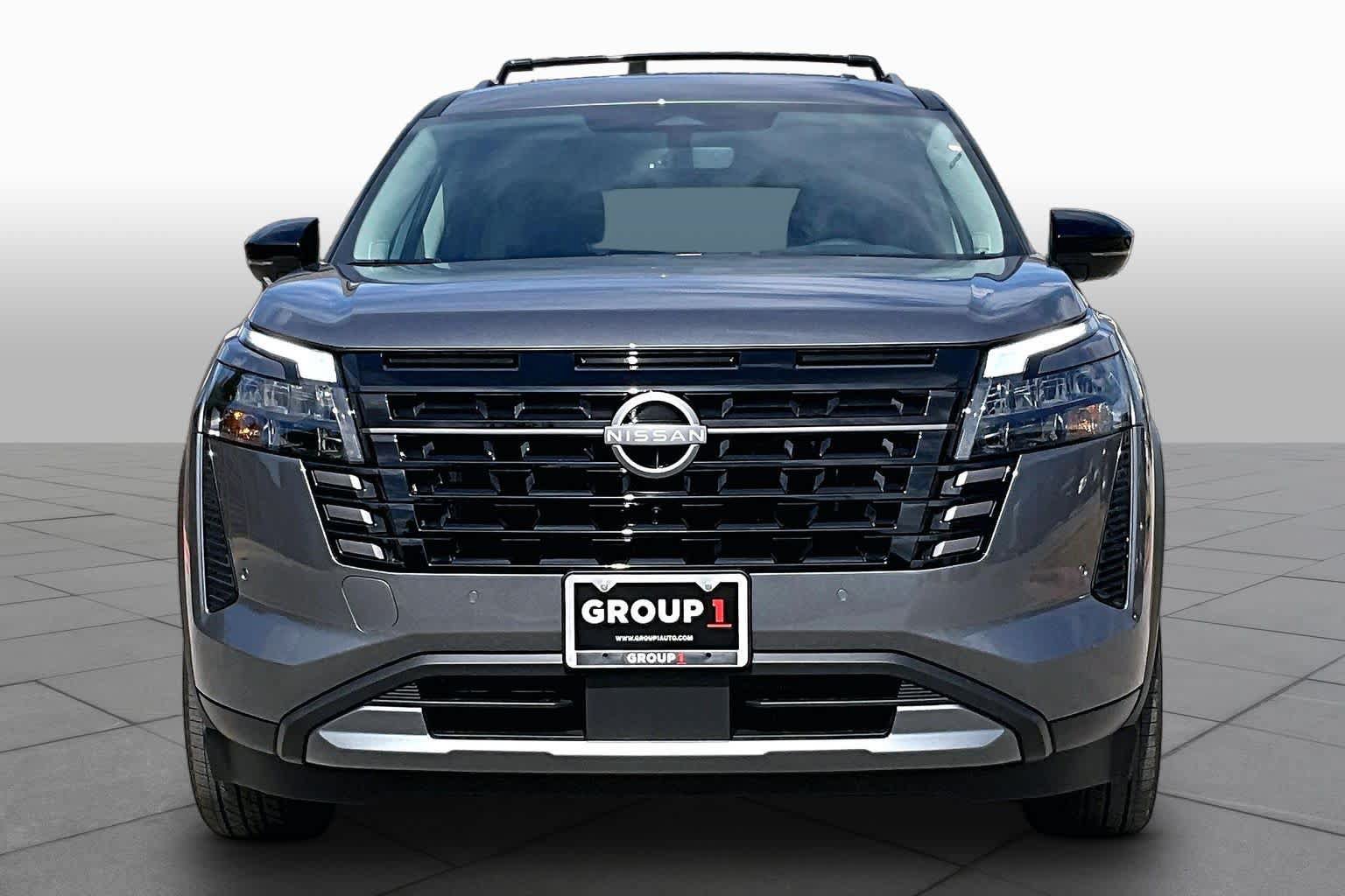 New 2026 Nissan Pathfinder SL FWD image 3