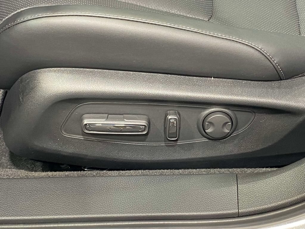 New 2026 Honda Accord EX-L image 17