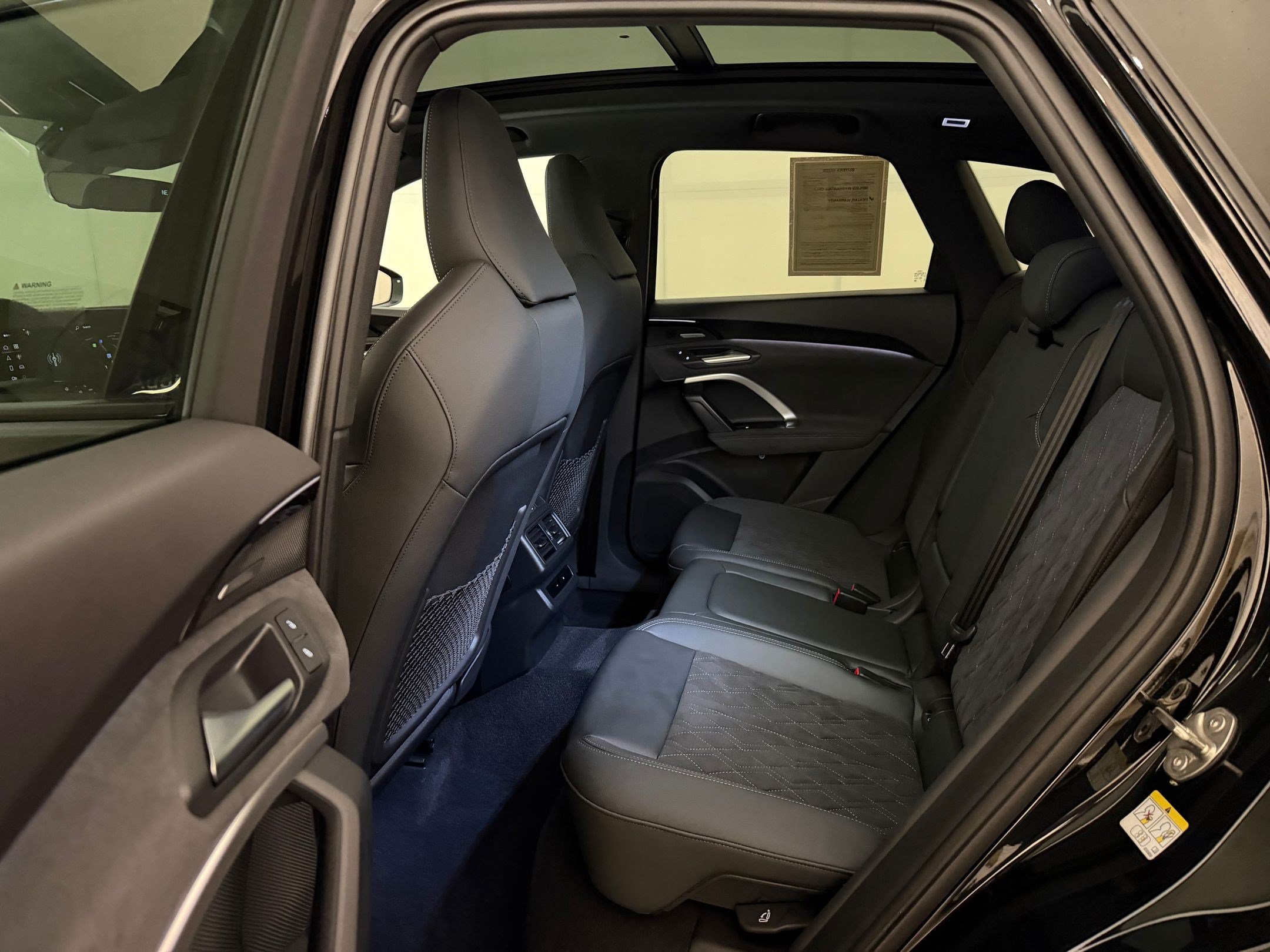 Certified 2025 Audi SQ5 Premium Plus AWD/4WD image 23