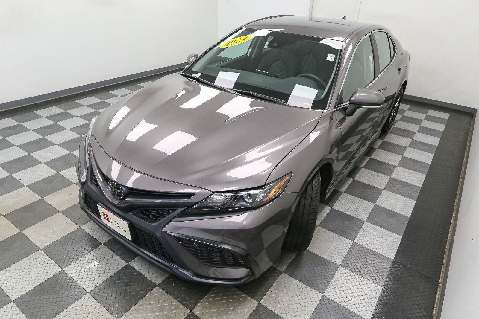 Certified 2024 Toyota Camry SE AWD/4WD image 7