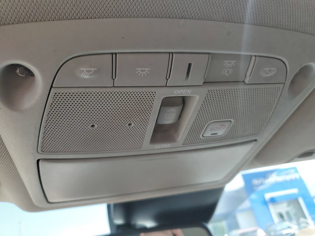 Used 2019 Nissan Rogue SL AWD/4WD image 24