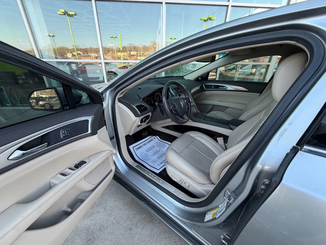 Used 2020 Lincoln MKZ AWD w/ Convenience Package image 9