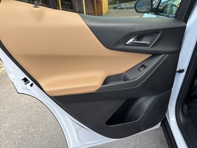 New 2026 Chevrolet Equinox ACTIV image 17