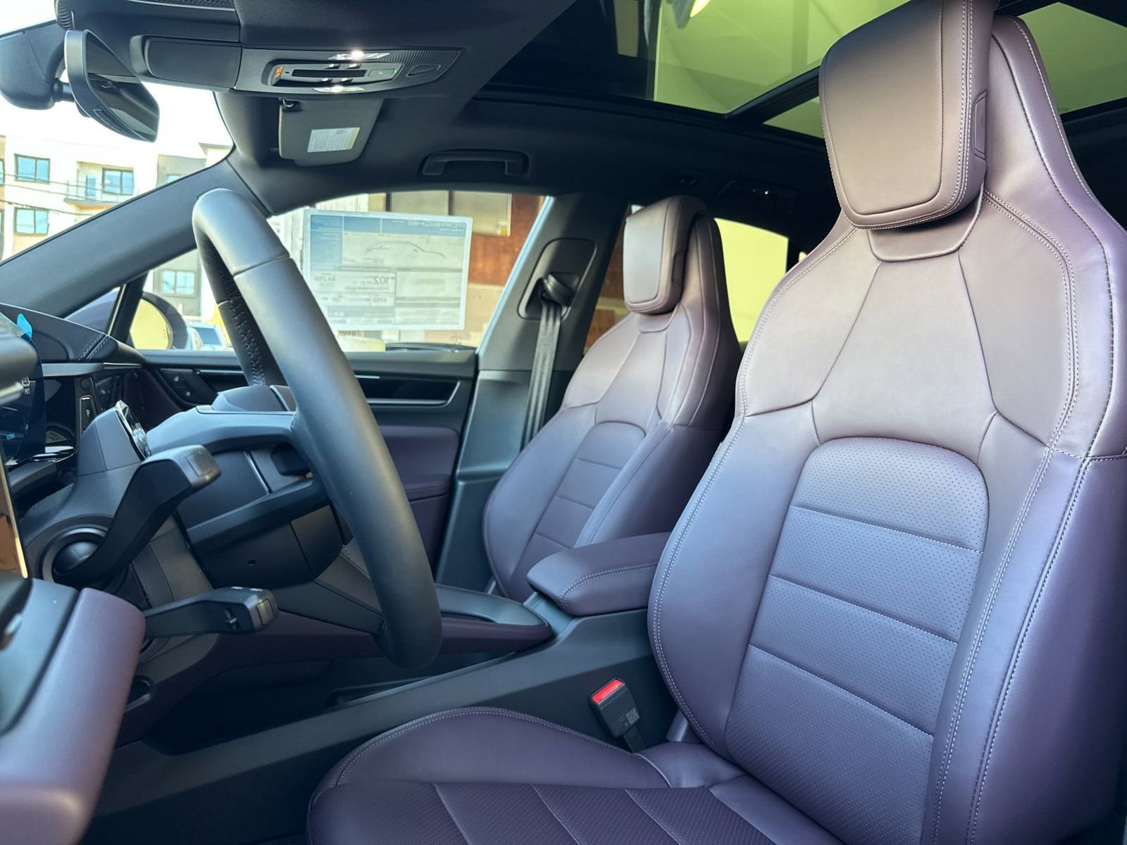 New 2026 Porsche Macan 4 Electric image 5